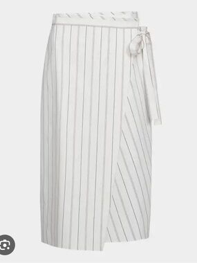 NWT Vince White Pinstripe Wrap Midi Skirt Size 8 Italian fabric